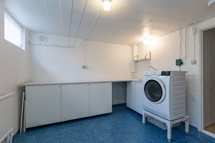 Tvättstuga med kombinerad tvättmaskin / torktumlare